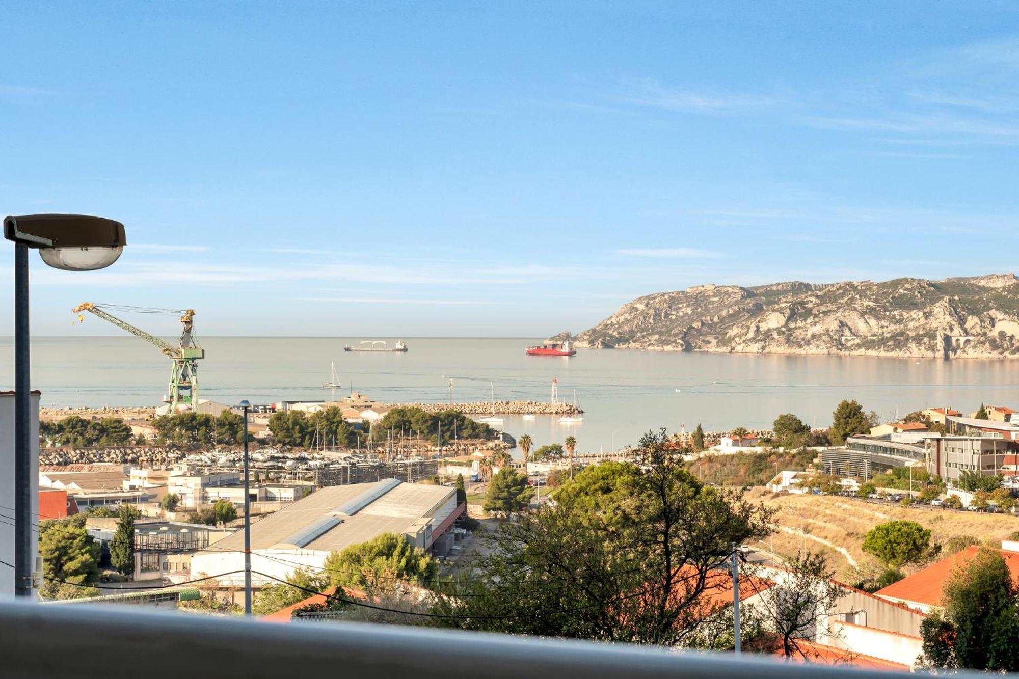 Room In Appartment With Seaview มาร์กเซย ภายนอก รูปภาพ